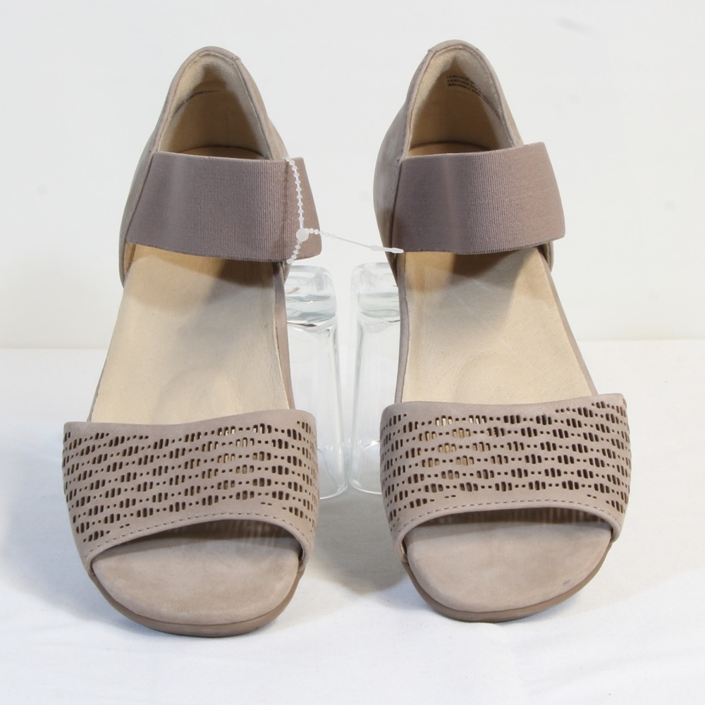 Earth Alder Amora Coco Nubuck Perforated Leather Sandals